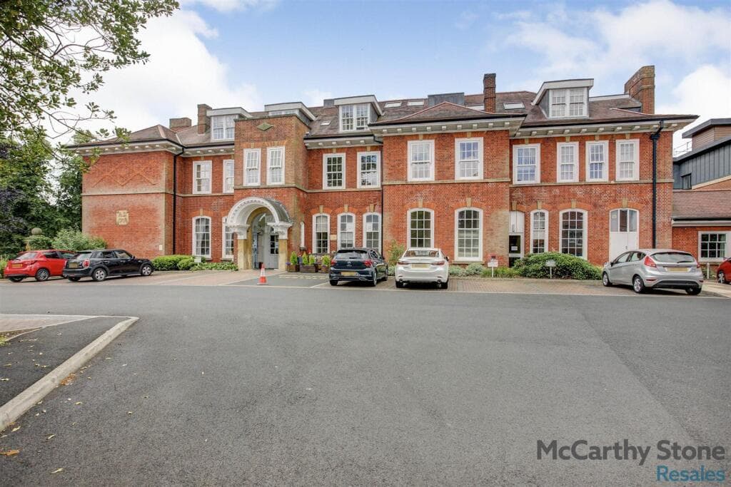 Kenton Road, Newcastle Upon Tyne, NE3